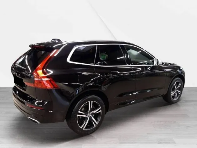 Volvo XC60 2.0 D4 R-Design Image 4